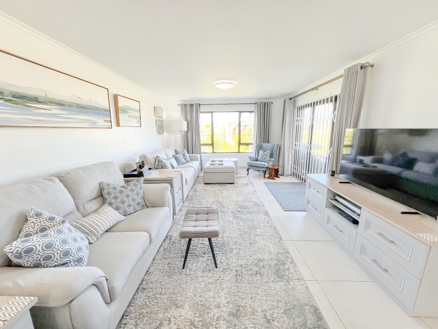 4 Bedroom Property for Sale in Keurbooms River Western Cape